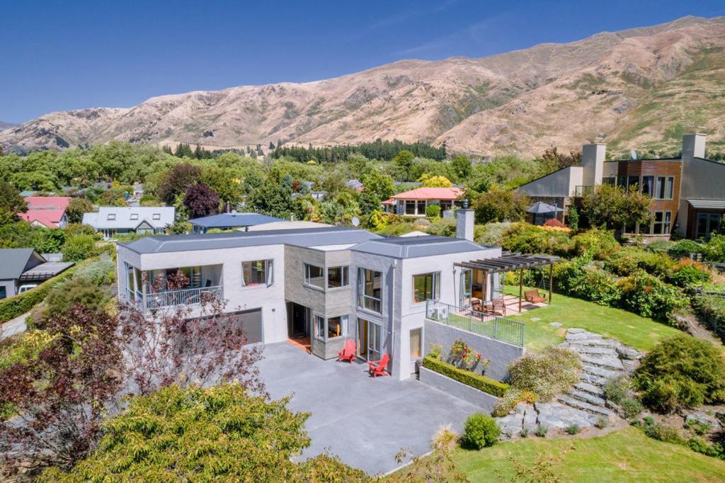 Sargood Splendour - Wanaka Holiday Home Exterior foto
